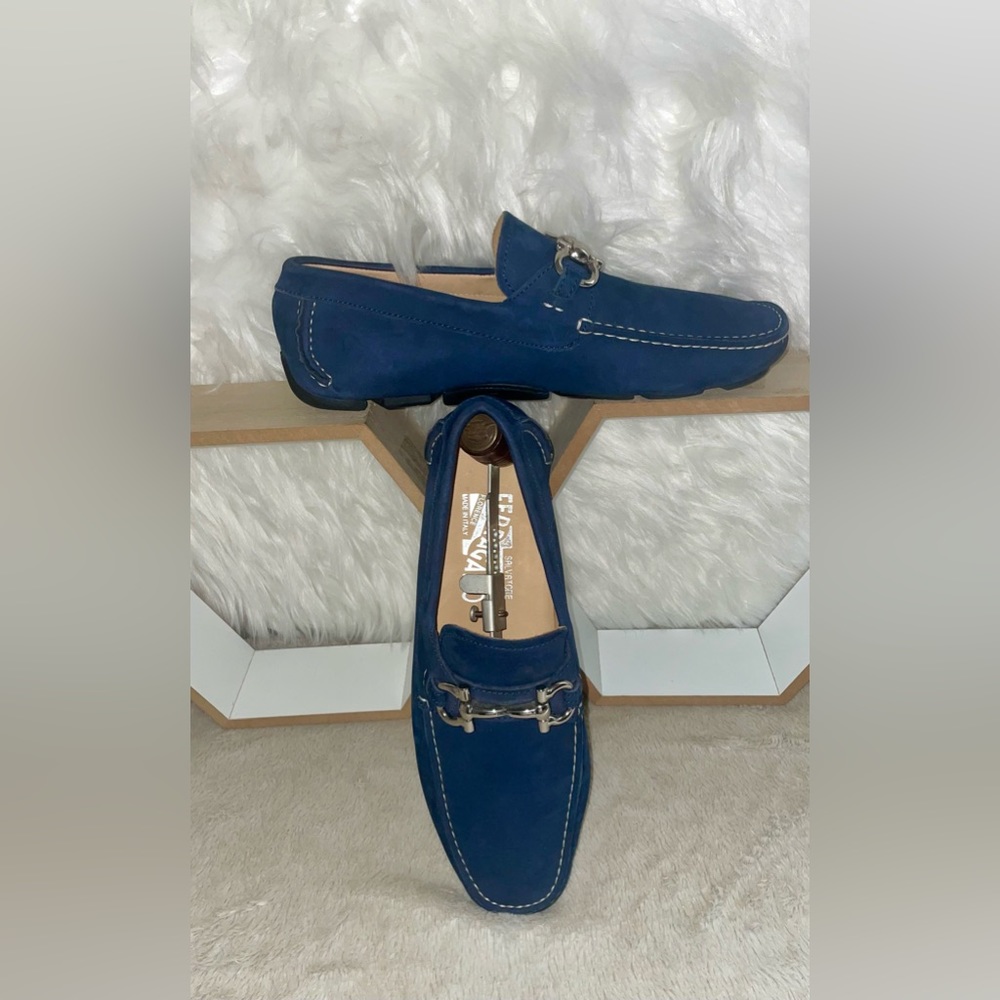 🔥🔥Men’s Salvatore Ferragamo Blue Suede Loafers Dress Shoes Sz 10 / Worn Once!